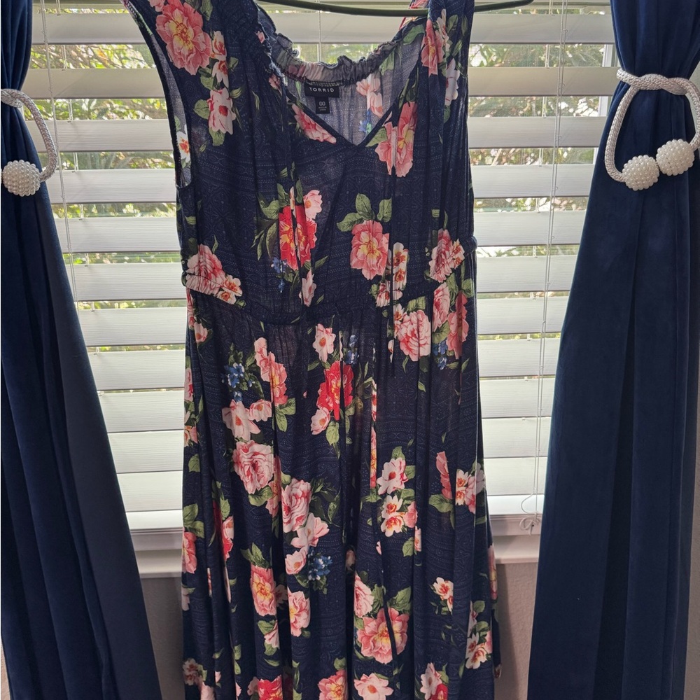 Floral Sleeveless Dress